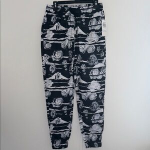Black & White Floral Men's Jogger Sweatpants